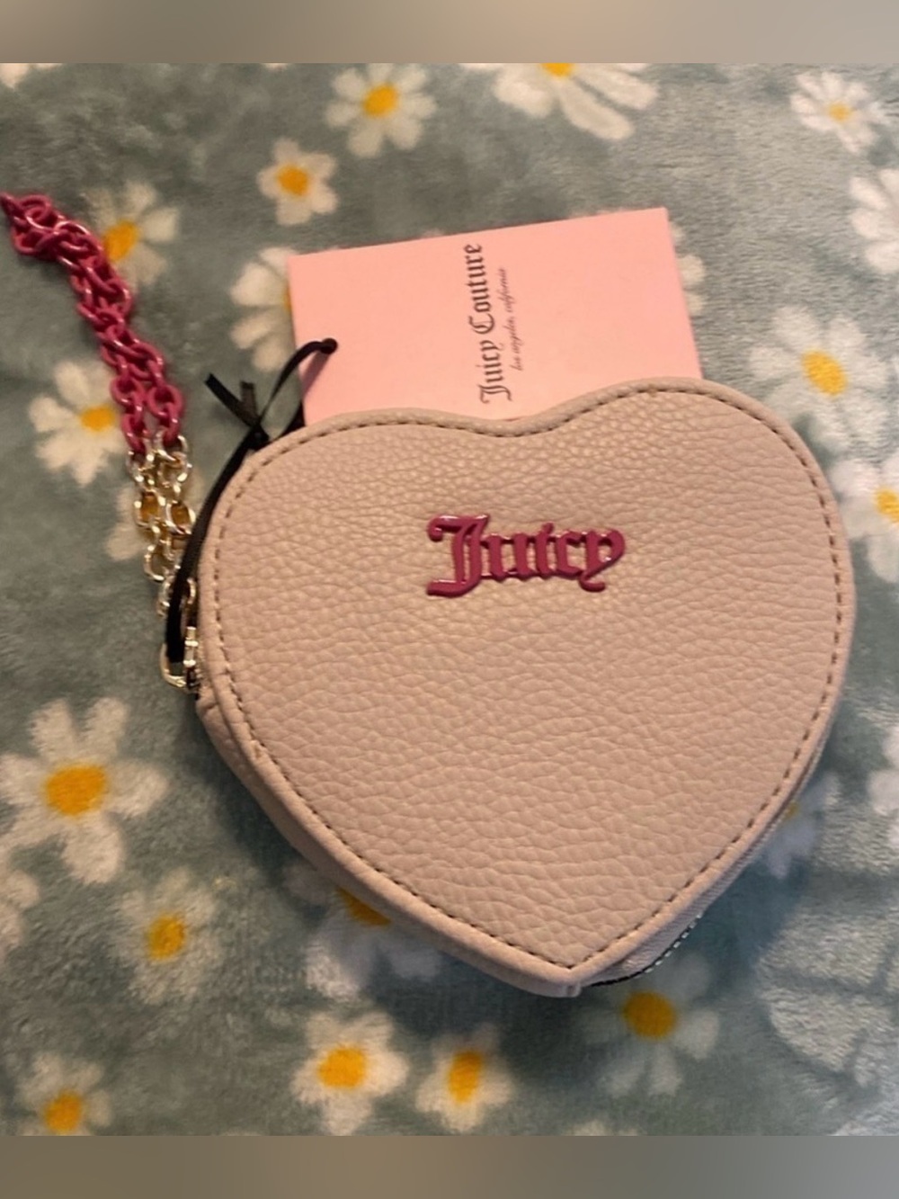 Juicy Couture Pink Pebbled Faux Leather Heart Zip Around Wristlet Chain Strap